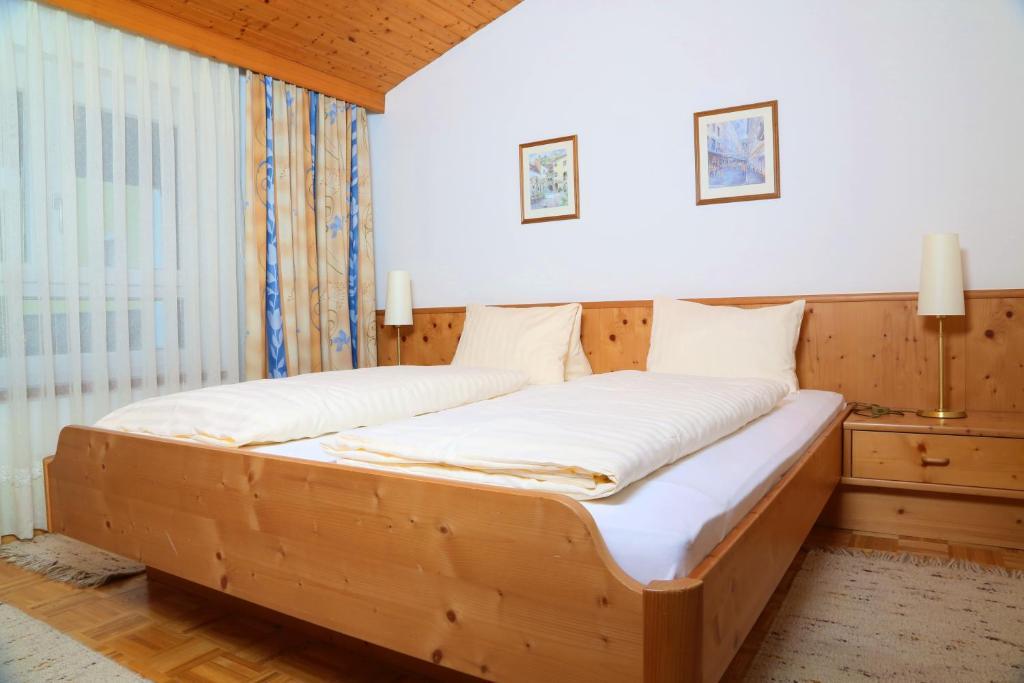 Gasthof Engelhof Gmunden Ruang foto