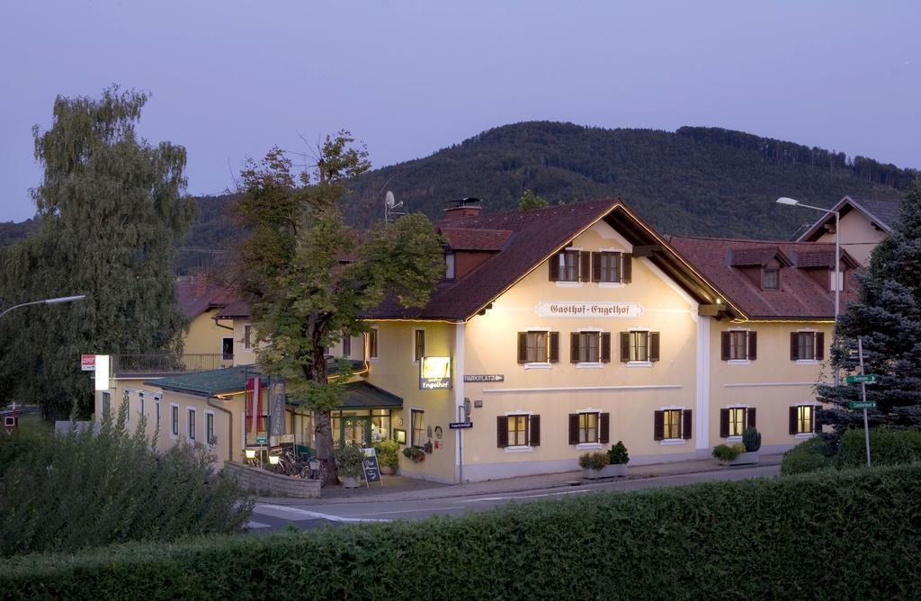 Gasthof Engelhof Gmunden Bagian luar foto